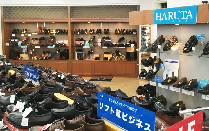 シューフィッター の いる 店 名古屋