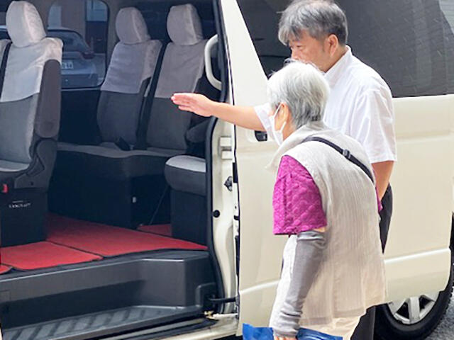 8.20info_coop_taxi_joint_6.jpg