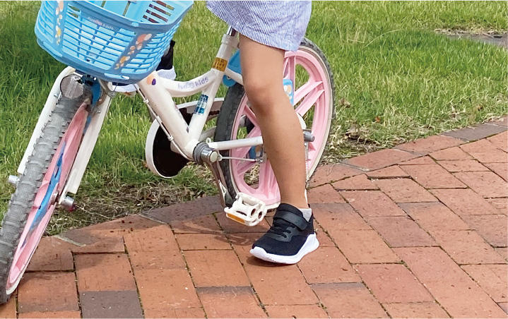 驚きました!! 99%子供の靴のニオイがなくなるスニーカー!!｜よみもの｜シューマート