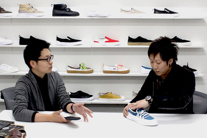 シンプルで語れる Slack Footwear よみもの シューマート